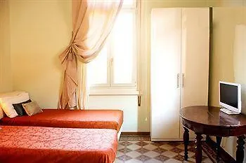 San Benedetto Oda ve Kahvaltı 3*